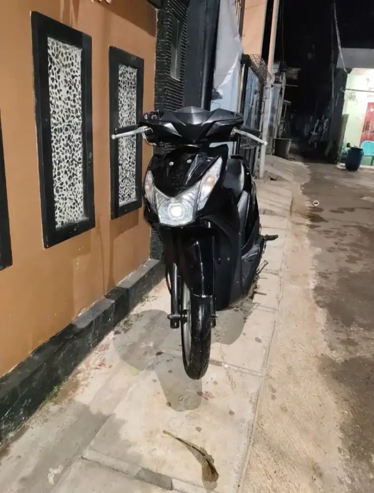 Honda Beat FI 2014 modif (Semi rapih)