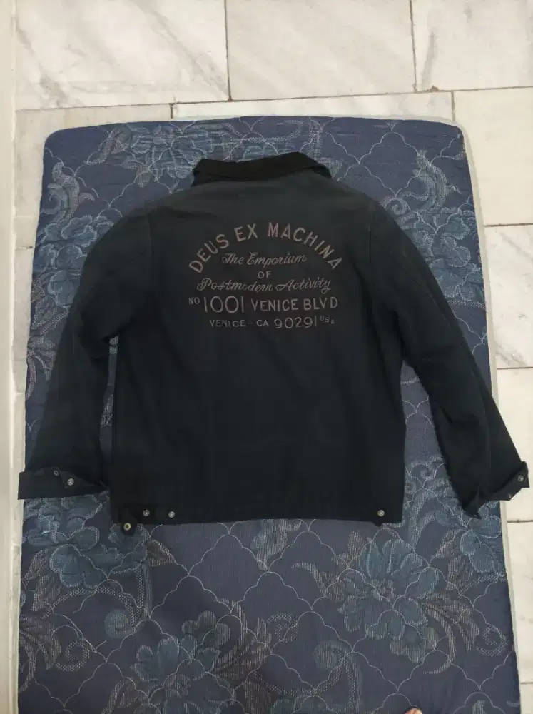 jacket deus original