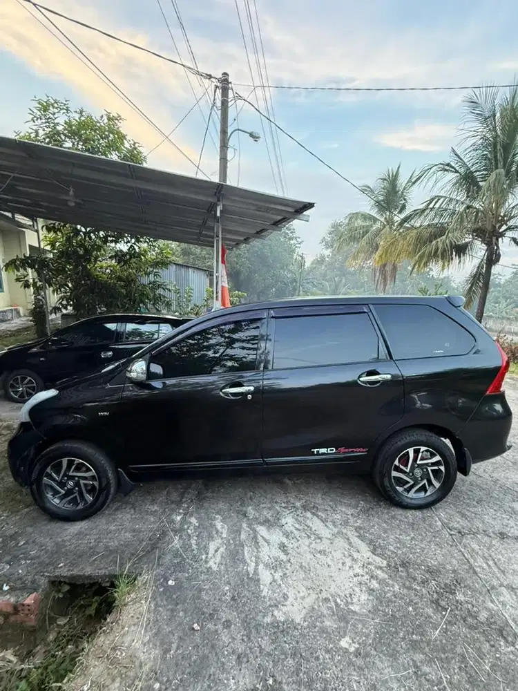 Bismillah avanza 2012 type G MT 1.3 tangan pertama dari baru