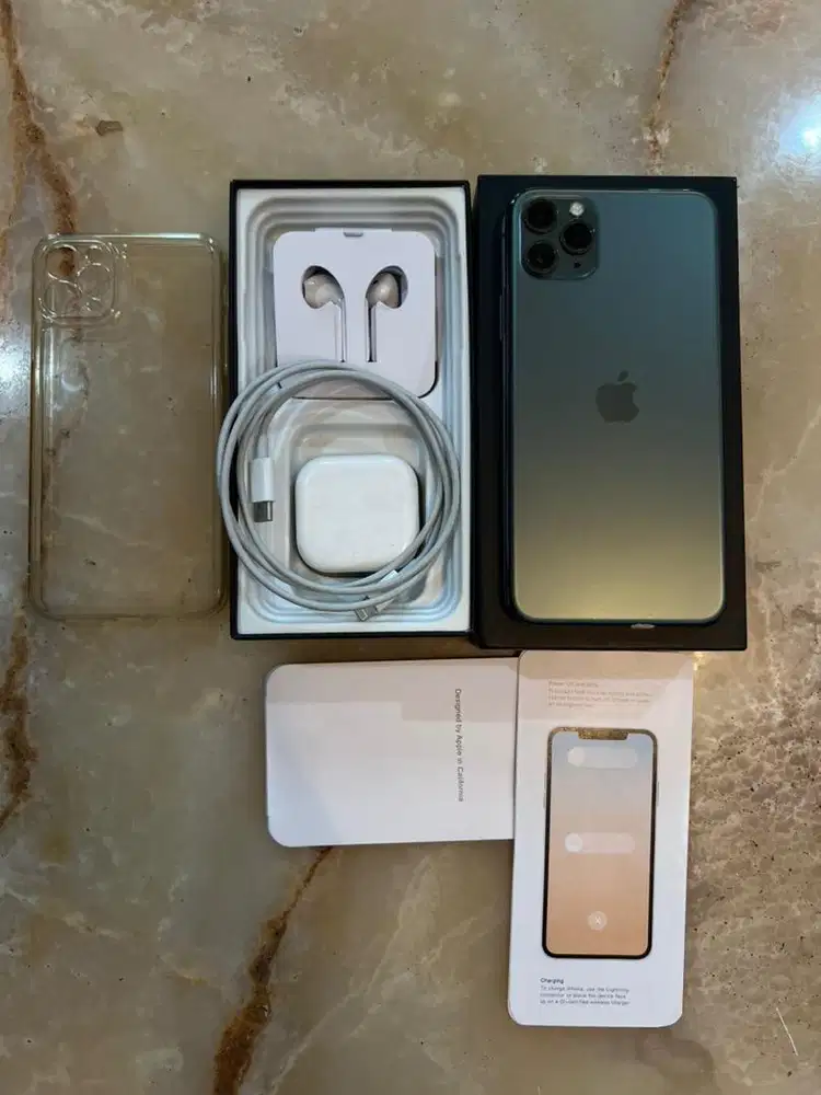 Apple Iphone 11 Pro Max 64Gb Like New