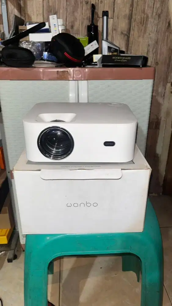 Wanbo Projector