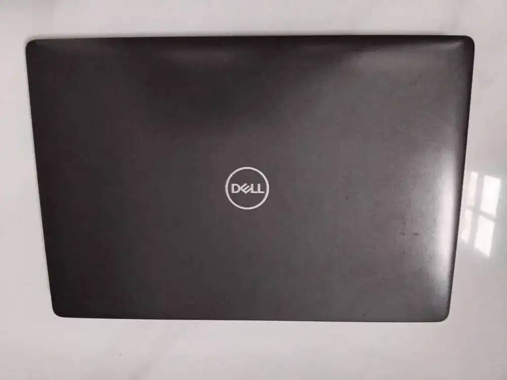 Dell Latitude 5300 13.3 i5 8th Gen i5-8365U