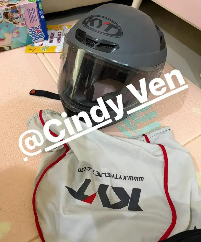 Helm KYT TT Course Warna Abu