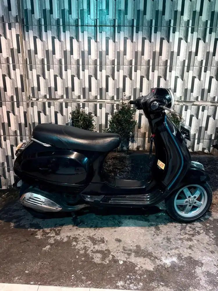 VESPA MATIC LX 125 Carbu, normal lancar
