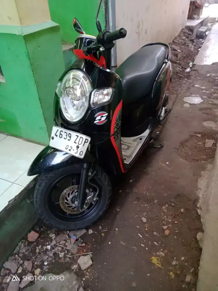Scoopy Honda scooter