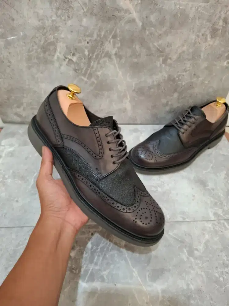Sepatu pria snakers Tod's orignal size 41