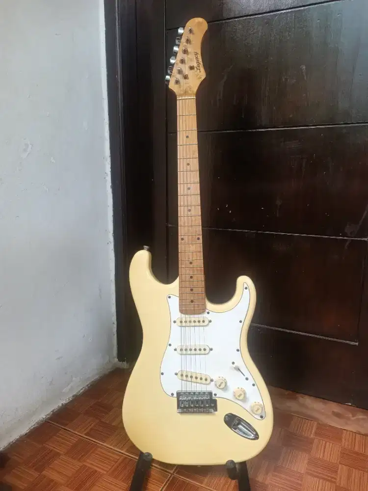 Gitar Legacy Stratocaster