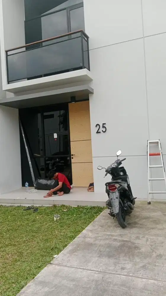 Disewakan 3 Kamar Semi Furnish di Cendanaspark Lippo Cikarang