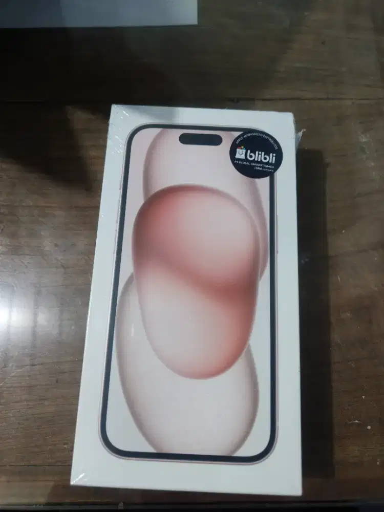 IPHONE 15 128 GB PINK BARU SEGEL BNIB GARANSI RESMI GDN / BLIBLI