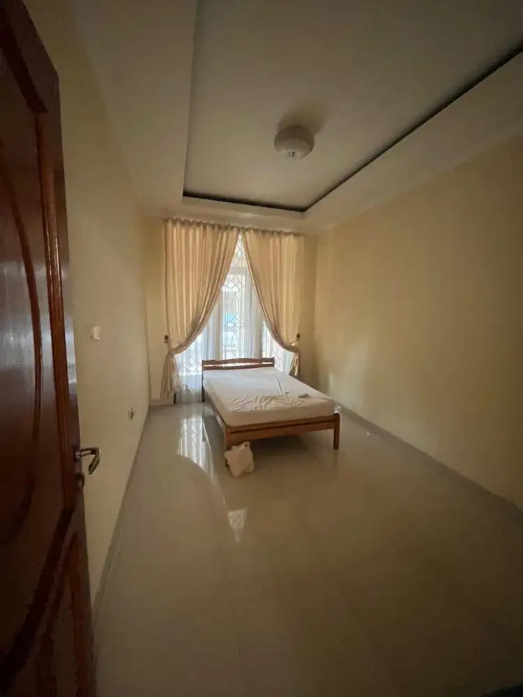 Disewakan Rumah Di Meadow Green Lippo Cikarang