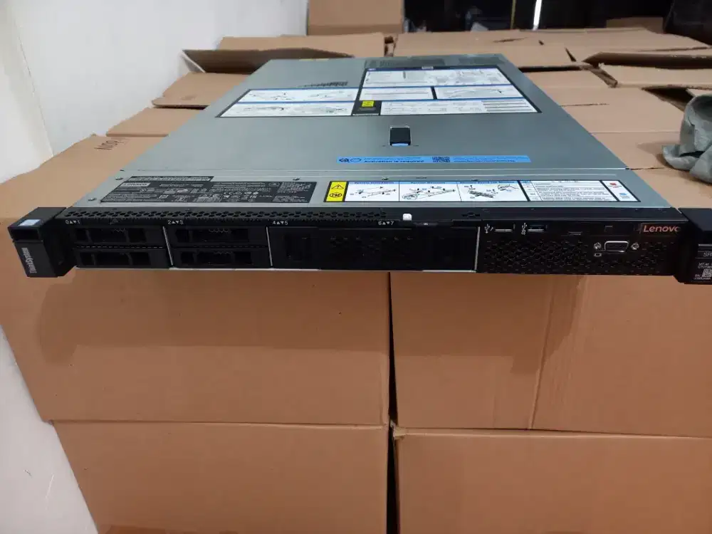Server tipe SR-630 MT-M 7x02