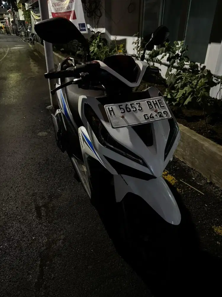 vario 125 2019 putih