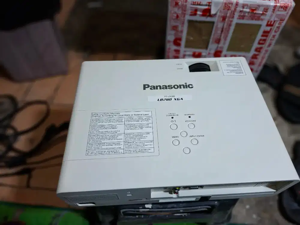 Panasonic lb280 XGA