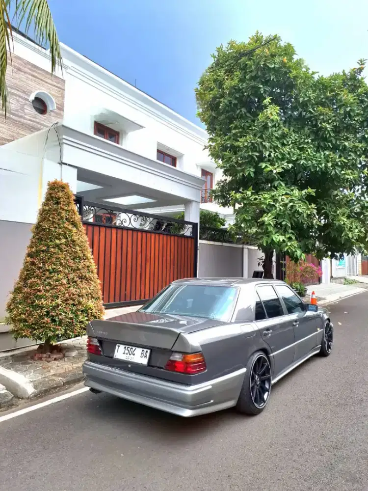Mercy boxer 300E 1991 PERFECT full AMG look, tgn kedua tax on CL Vacum