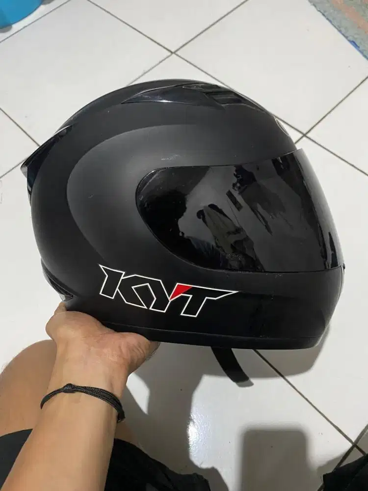 Helm KYT R10 Fullface like new