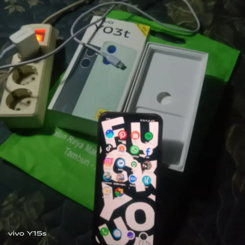 VIVO Y03T 4+4/64 GB 4G
