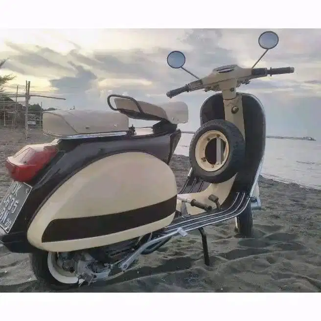 Vespa Ps tahun 1983.