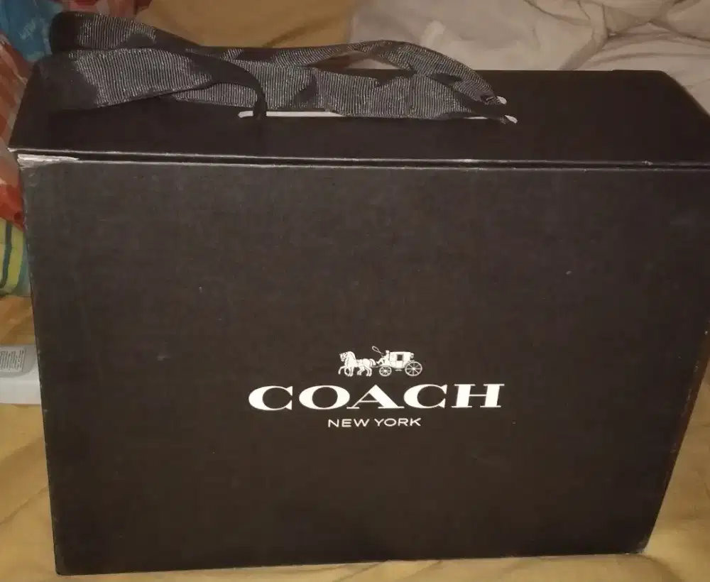 Tas tenteng coach