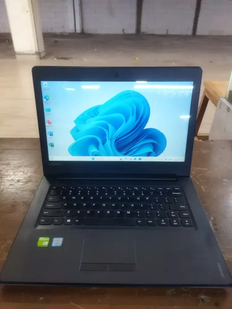 Lenovo Ideapad Core i5 Vga