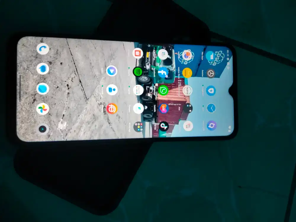 Jual HP realme c35 4+4/128 minus pemakaian