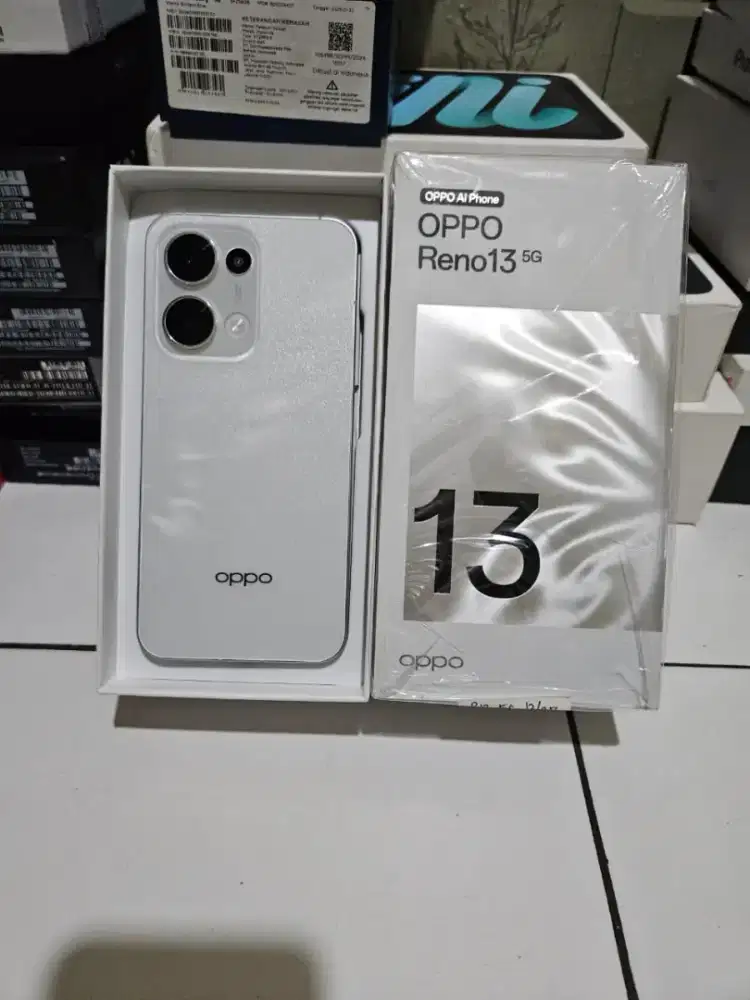 Oppo Reno 13 5G