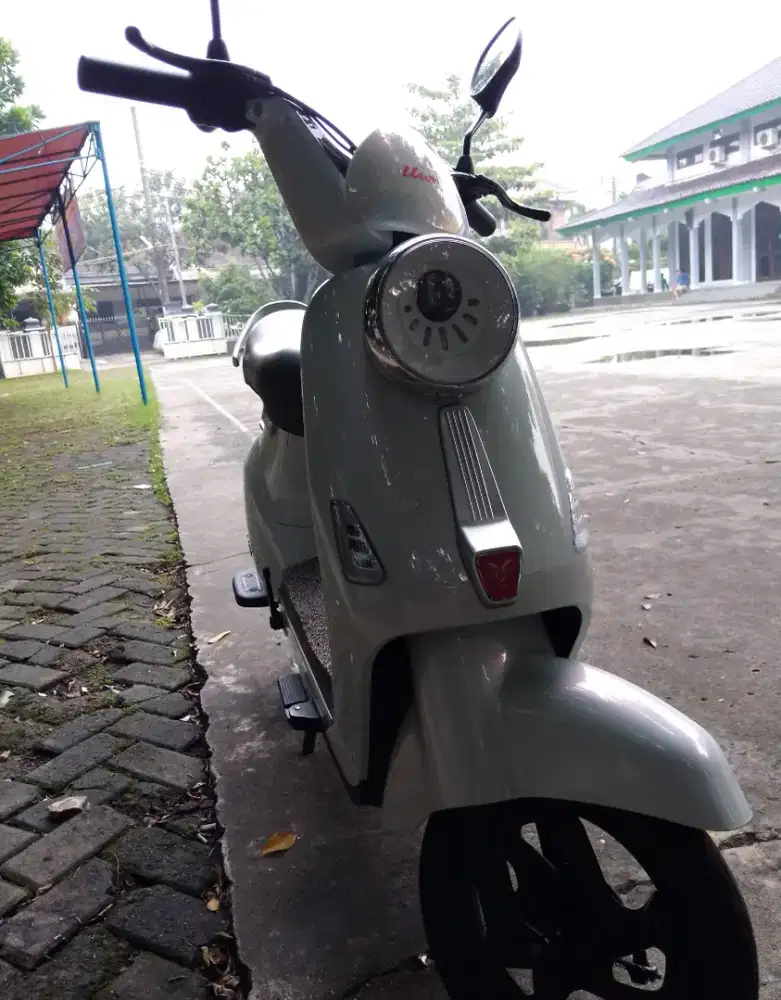 Sepeda listrik Uwinfly