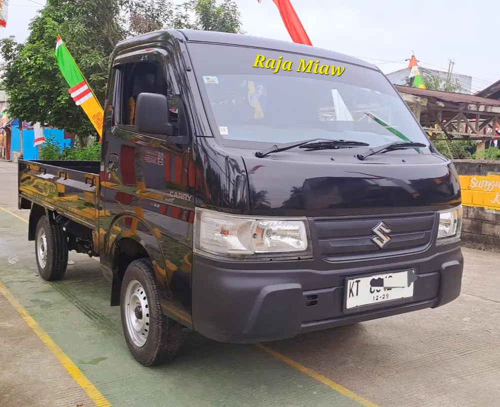 Suzuki Carry 2024 Bensin