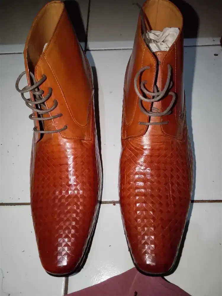 sepatu Play Boy limited edition