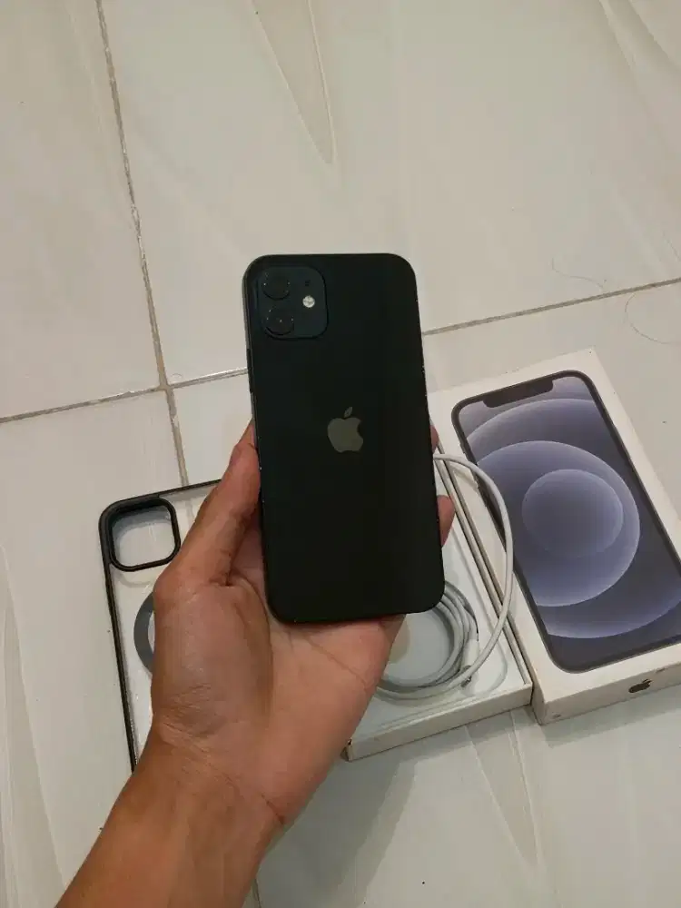 iPhone 12 64gb Black
