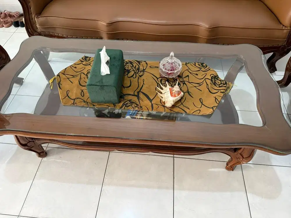 DI JUAL 1 SET KURSI TAMU JATI