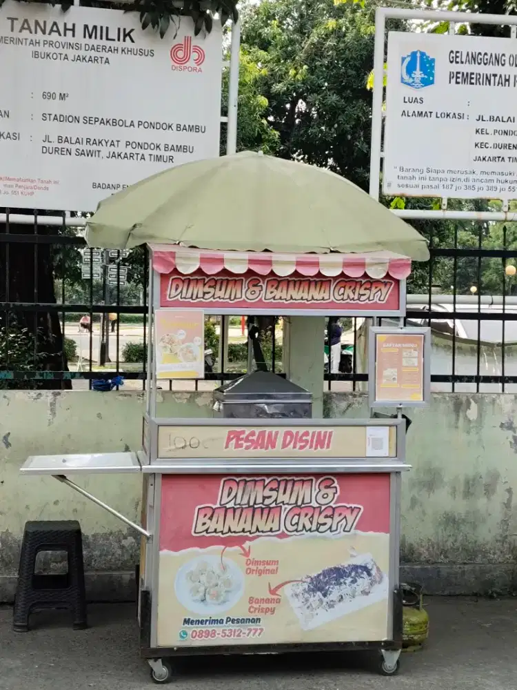 Dijual lapak beserta gerobak dan alat jualan