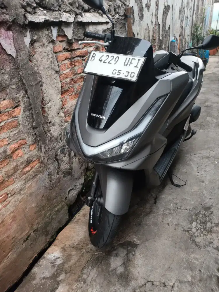 KM 1Rb ! Honda PCX 160 CBS 2025 DKI Like New