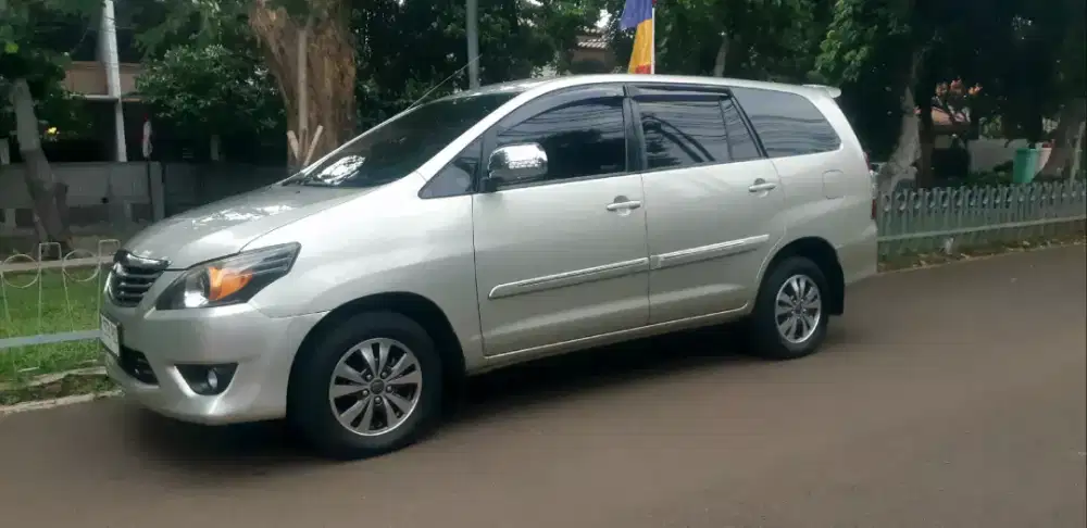Kijang Innova G Diesel  2012 Istimewa