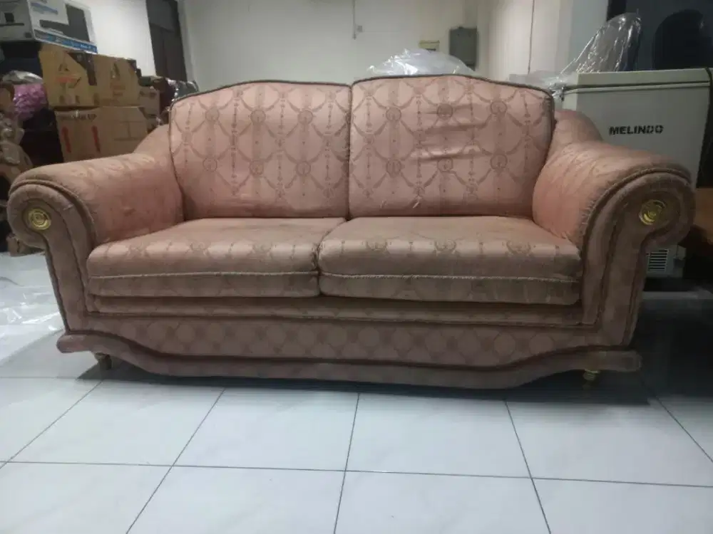 Dijual sofa bekas harga nego