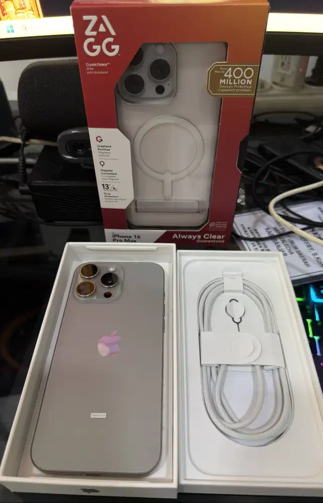 Iphone 16 Pro Max 256 Gb Natural Titanium ex Ibox/Eraspace/Erafone