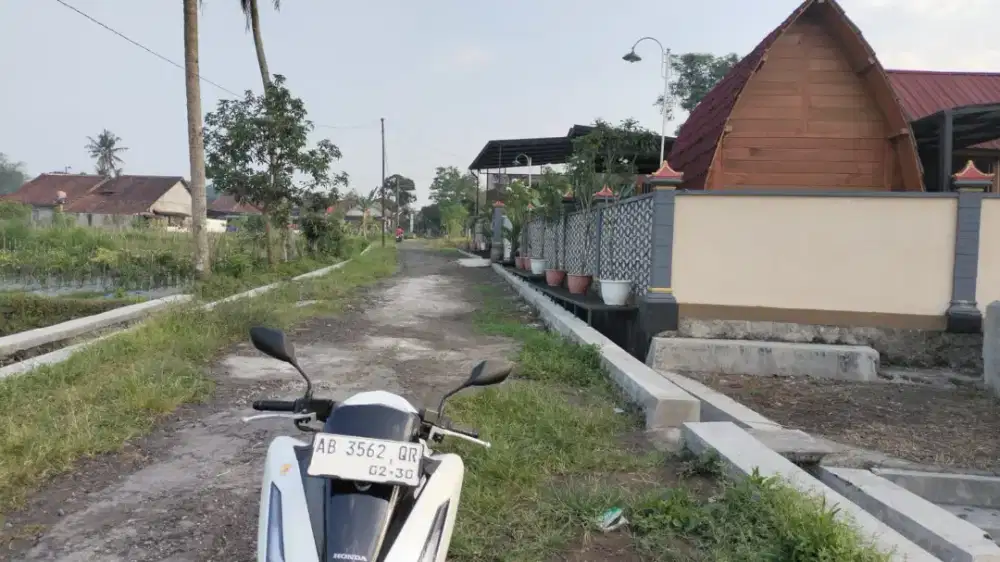Tanah super murah di jl palagan km 10 blekik Sardonoharjo Ngaglik