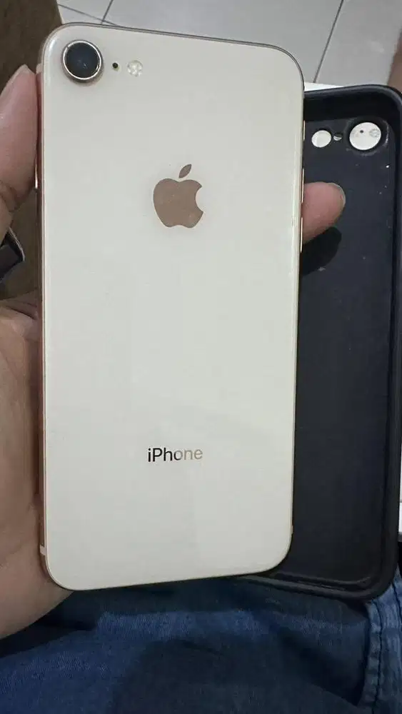 I phone 8 64gb all operator