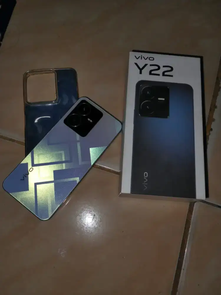 Jual HP vivo y 22 min sesuai pict.. Masih di pake hri hari