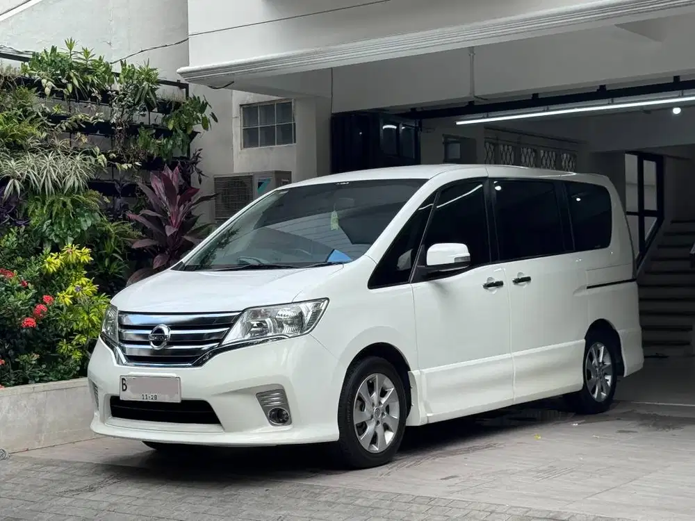 2014 Nissan Serena Highway Star PANORAMIC ROOF - 84.000 km