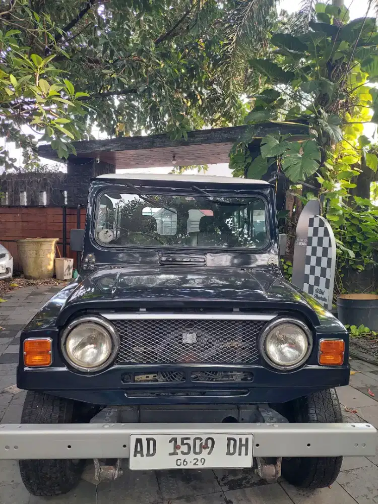 Taft 1982 diesel 4x4 sangat terawat orisinil istimewa sekali