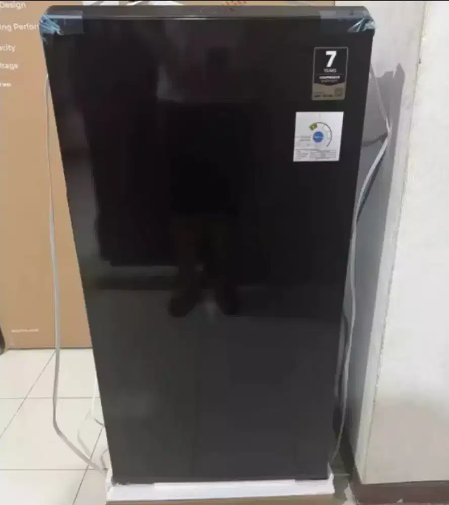 Kulkas Aqua 1 pintu