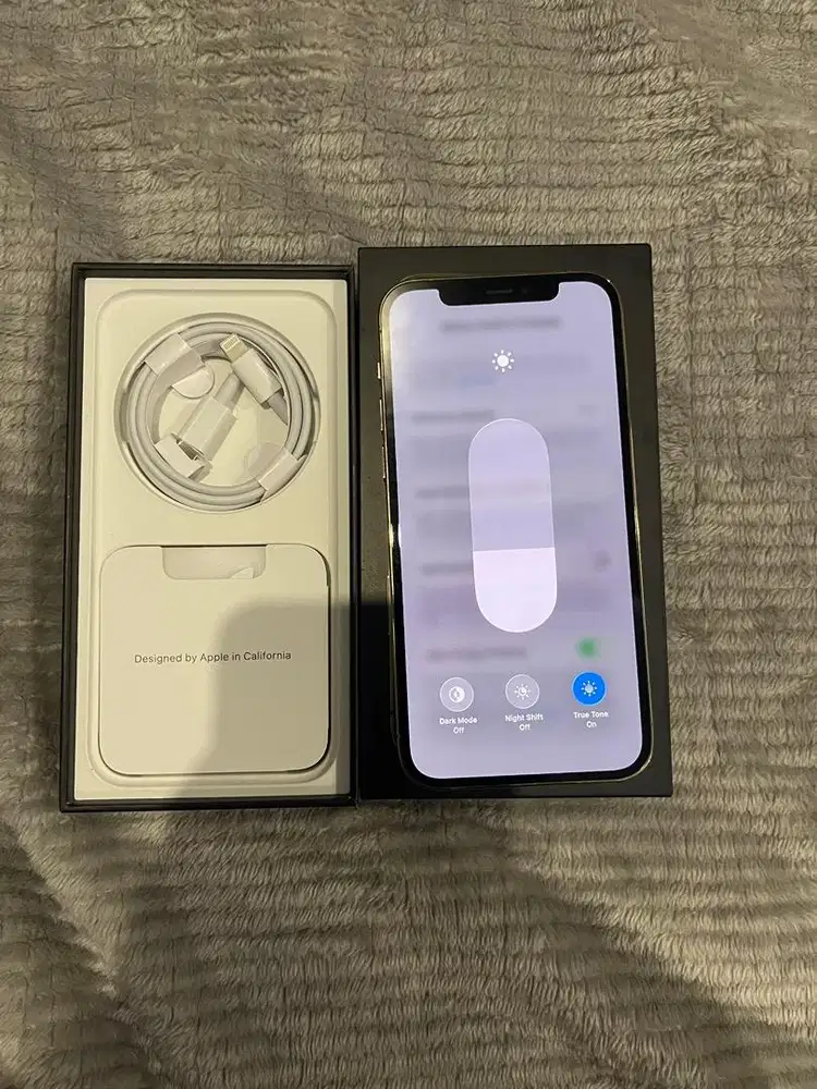 Dijual Iphone 12 Pro 128GB Gold Resmi Beacukai Mulus Lengkap