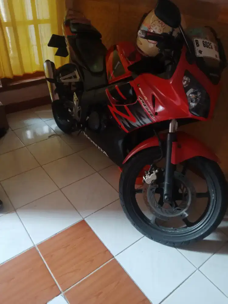 CBR old Thailand 150