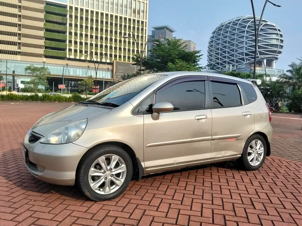 Honda Jazz 2004 Bensin