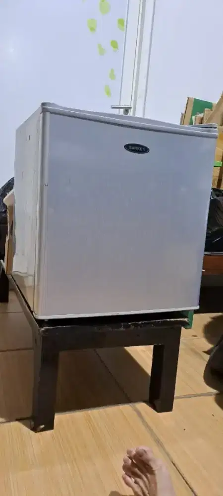 Dijual Kulkas Sanken Bekas