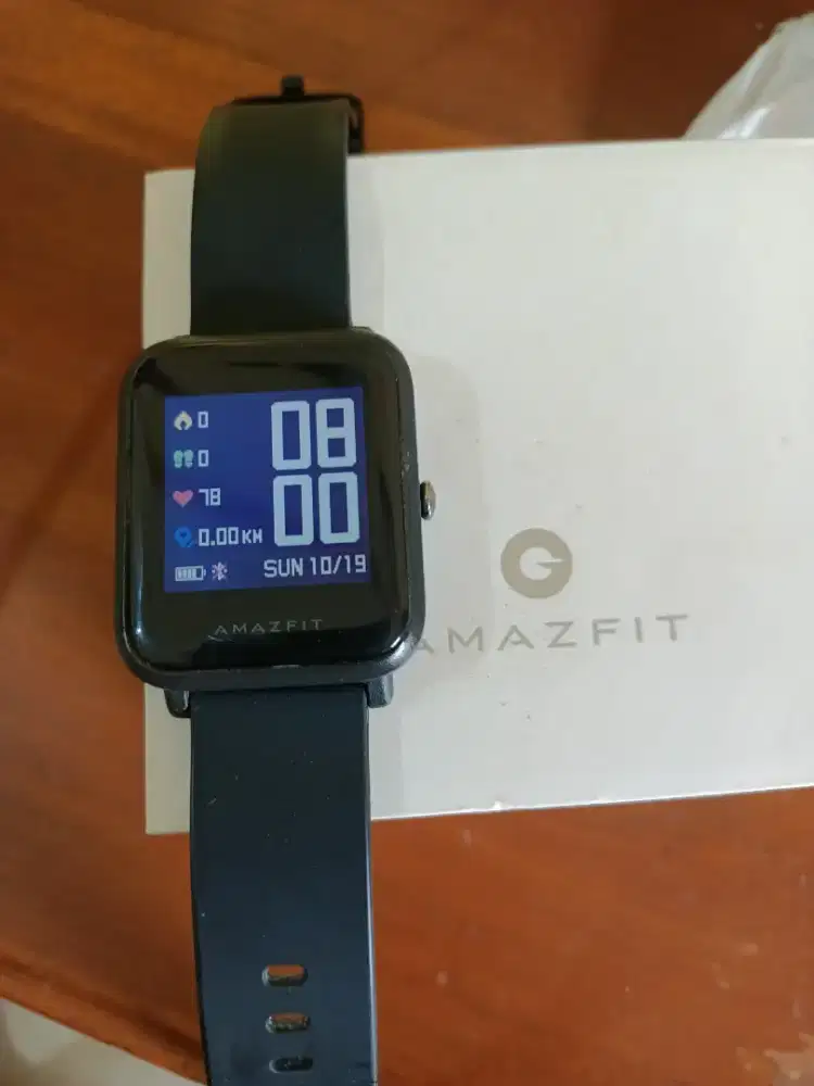 Amazfit BIP hitam