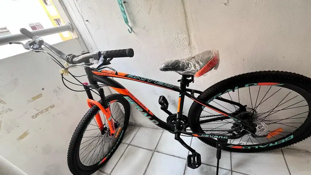 Sepeda Gunung MTB 26” GERALD DELUXE