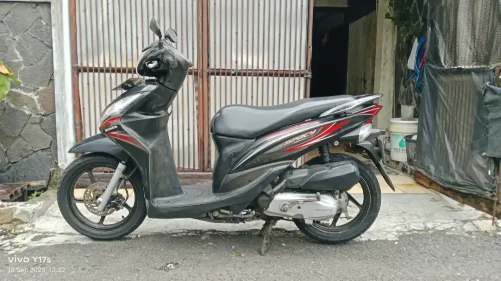 Jual motor bks Honda Spacy karbu Th 2011.