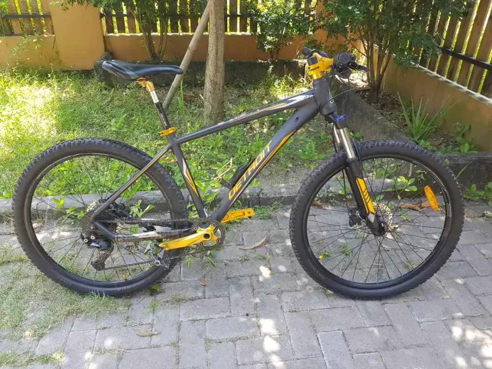 Sepeda MTB United Detroit 2.1 Size M
