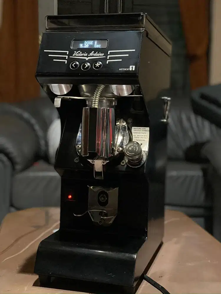 Grinder/ Gilingan/ Penggiling kopi Victoria Adruino Mythos 1 one